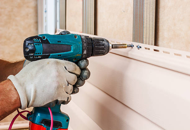 Best Residential Vinyl Siding Installation  in Wauwatosa, WI